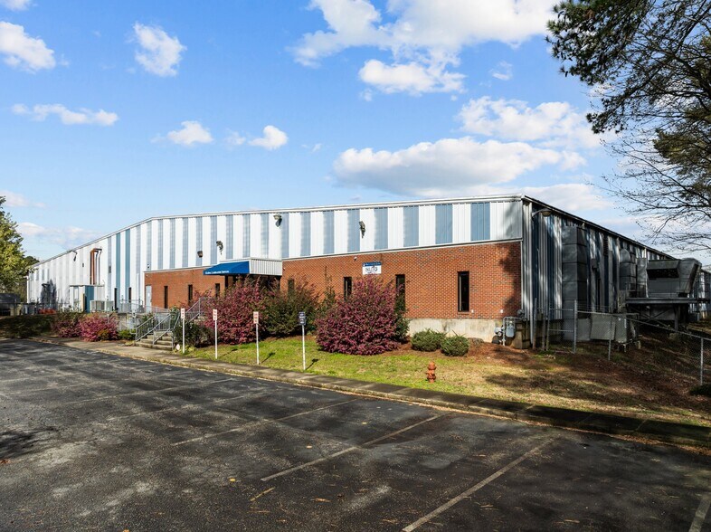 More Photos Of 2107 Black Creek Rd SE, Wilson Warehouse For Sale