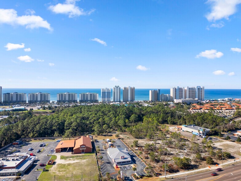 More Photos Of 10031 Hutchison Blvd, Panama City Beach Restaurant For Sale