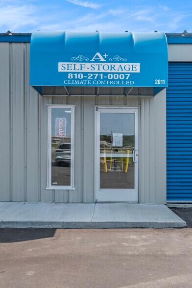 More Photos Of 2011 S Sheridan Rd, Lennon Specialty For Sale