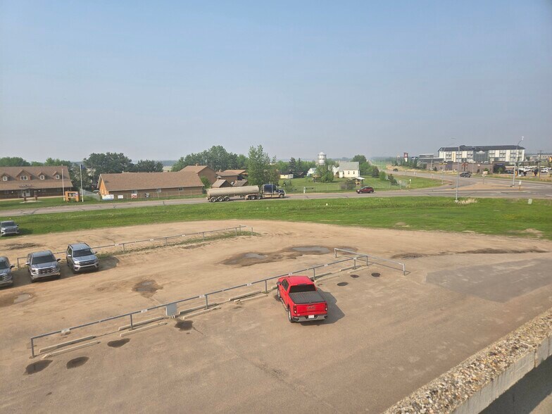 More Photos Of 5201 44 St, Bonnyville Industrial For Sale