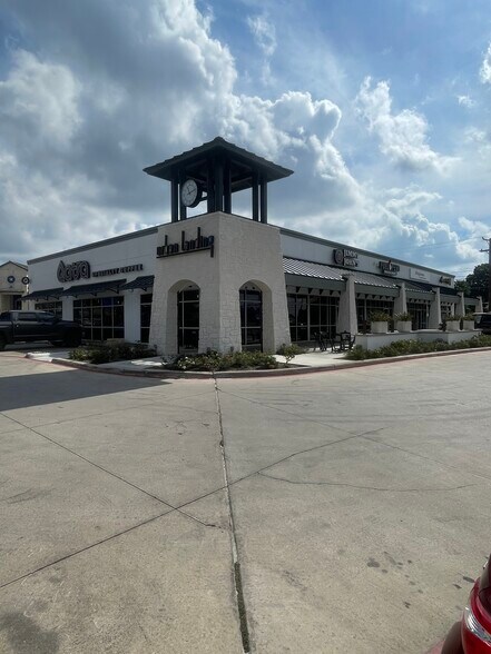 More Photos Of 7302 Louis Pasteur Dr, San Antonio Storefront For Lease