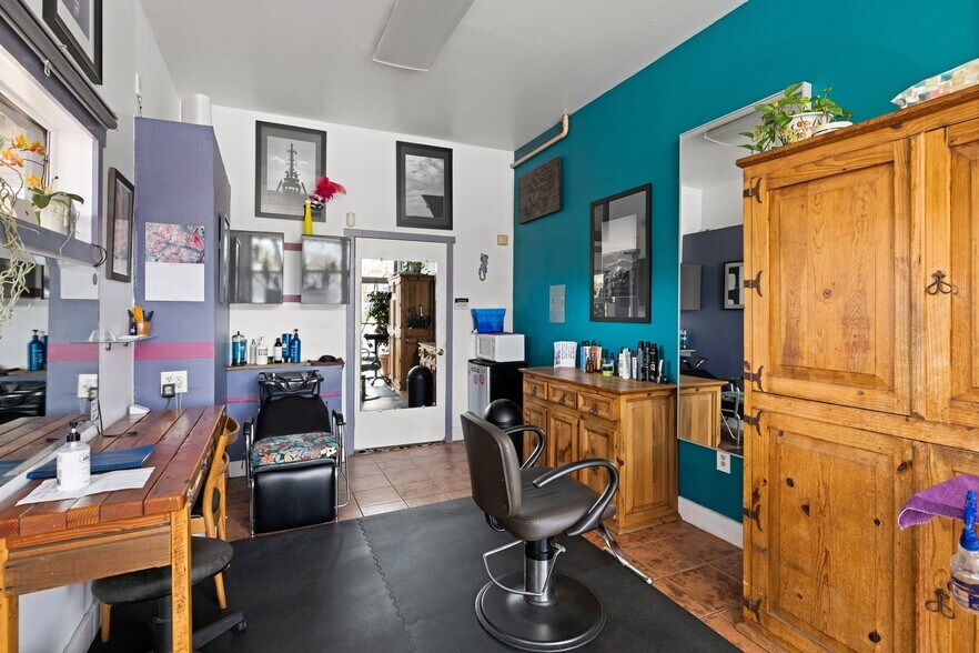 More Photos Of 4935 Shattuck Ave, Oakland Freestanding For Sale