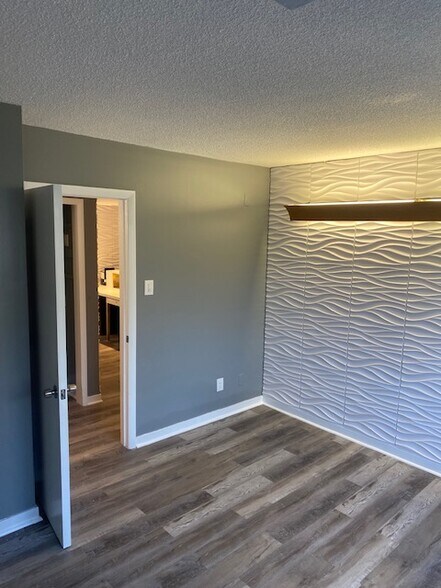 More Photos Of 2059 Huntington Ave, Alexandria Apartments For Lease