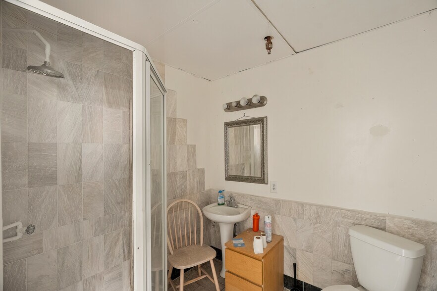 More Photos Of 3111 Ocean Front Walk, Marina Del Rey Apartments For Sale