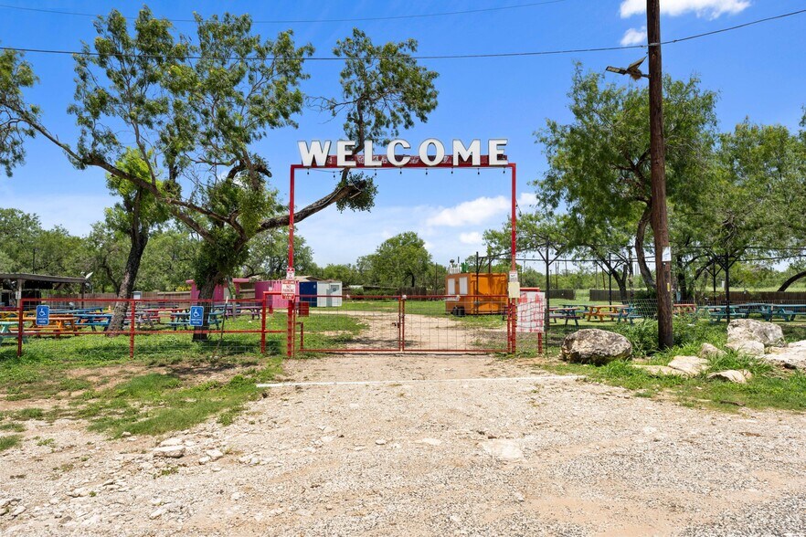 More Photos Of 13514 S US Highway 181, San Antonio Land For Sale
