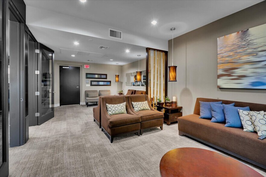 More Photos Of 300 E 4th St, Long Beach Apartments For Sale