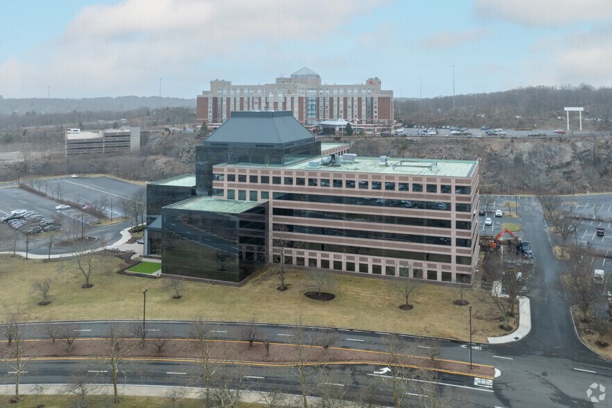 More Photos Of 1200 Crown Colony Dr, Quincy Business Park For Lease