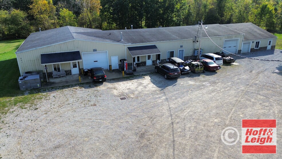 More Photos Of 201 Reed St, Spencer Light Manufacturing For Sale