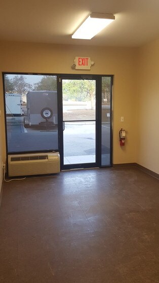 More Photos Of 932 NE 24th Ln, Cape Coral Light Manufacturing For Lease
