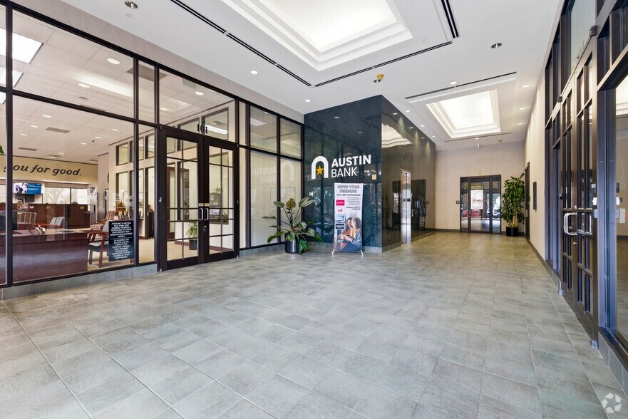 More Photos Of 8500 Cypresswood Dr, Spring Office For Lease