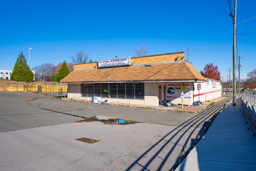 Primary Photo Of 1109 E Main St, Durham Supermarket For Sale