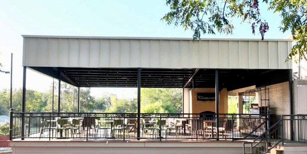 More Photos Of 308 N Fannin St, Rockwall Restaurant For Sale