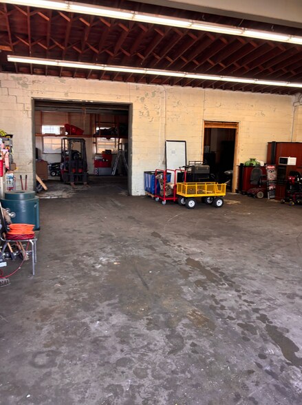 More Photos Of 535 E Dixie Dr, Dayton Warehouse For Sale