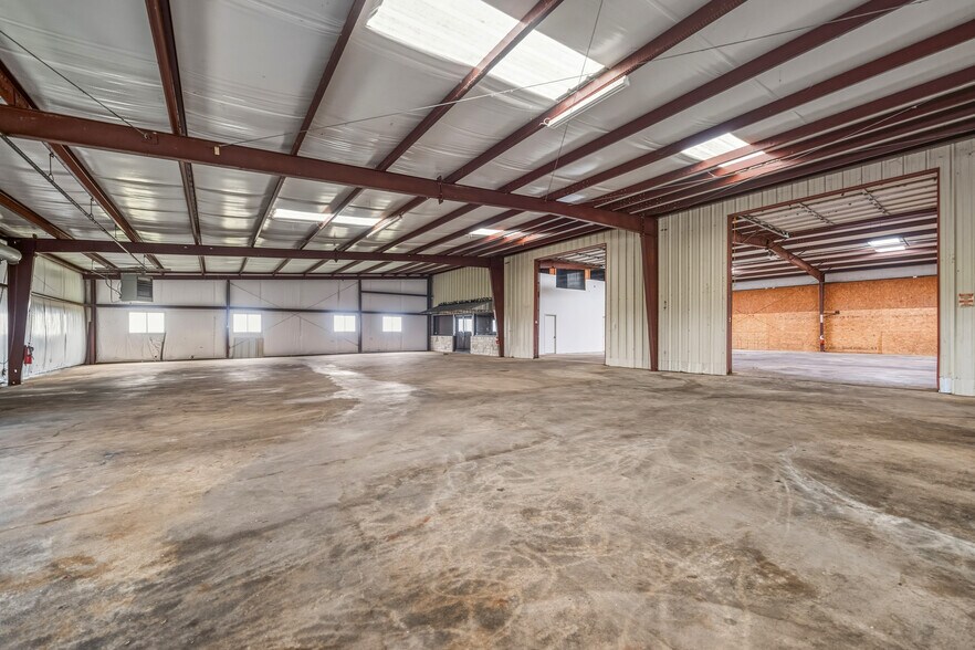 More Photos Of 6737 FM 362, Brookshire Warehouse For Lease