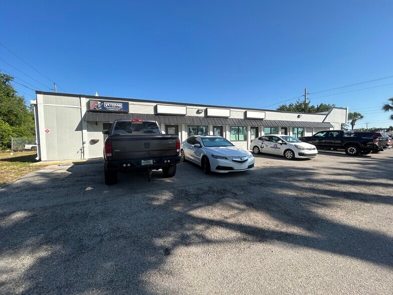 2765 Tamiami Trl, Port Charlotte, FL 33952 Retail For Lease