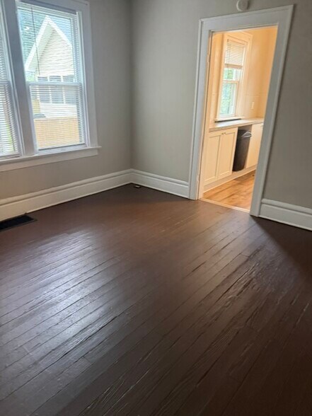 More Photos Of 2480 Deming Ave, Columbus Multifamily For Sale