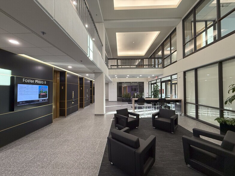 More Photos Of 730 Holiday Dr, Pittsburgh Office For Lease