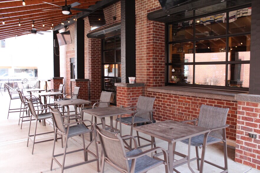 More Photos Of 88 S Main St, Fond Du Lac Storefront Retail Residential For Sale