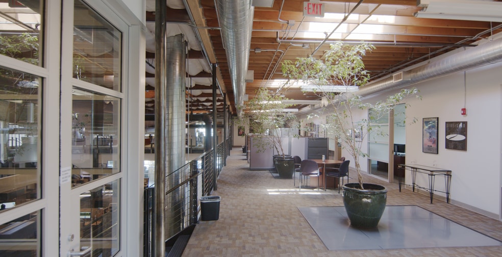 More Photos Of 901 W Alameda Ave, Burbank Loft Creative Space For Lease