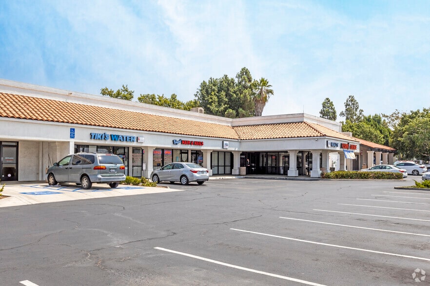 More Photos Of 11211-11225 Camino Ruiz, San Diego General Retail For Lease