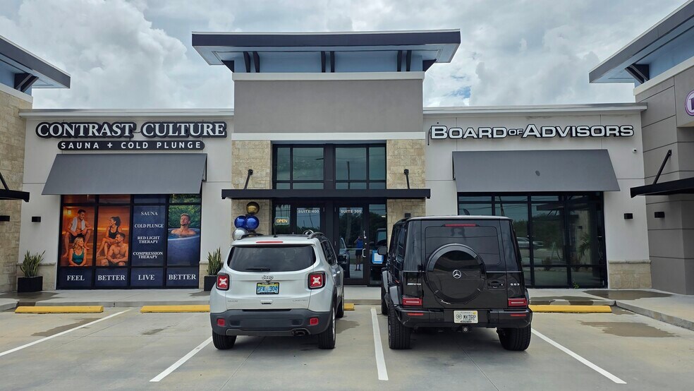 More Photos Of 8100 Park Blvd N, Pinellas Park Storefront For Lease