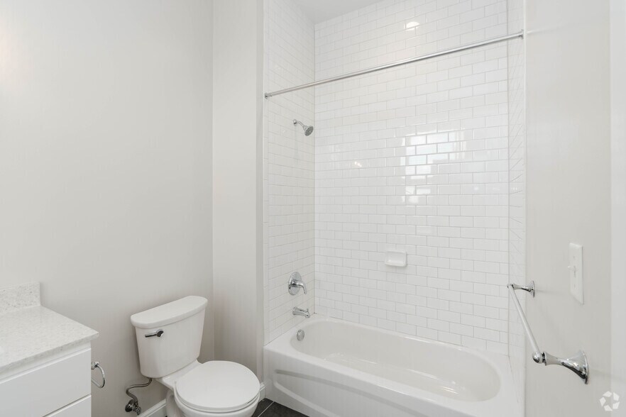 More Photos Of 1 S Wolfe St, Baltimore Apartments For Sale