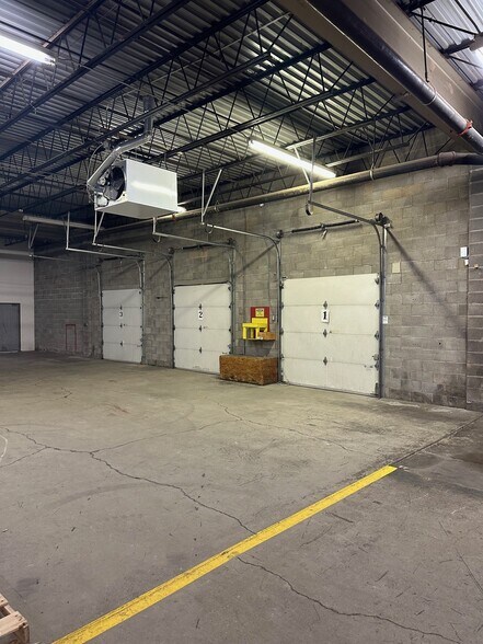 More Photos Of 91-101 Benbro Dr, Cheektowaga Warehouse For Lease