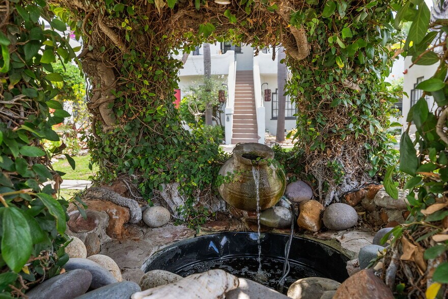 More Photos Of 3933-3945 Hamilton St, San Diego Apartments For Sale