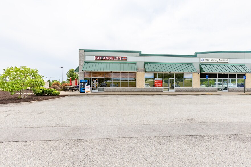 More Photos Of 100 Ridgeview Dr, Smithfield Storefront For Sale