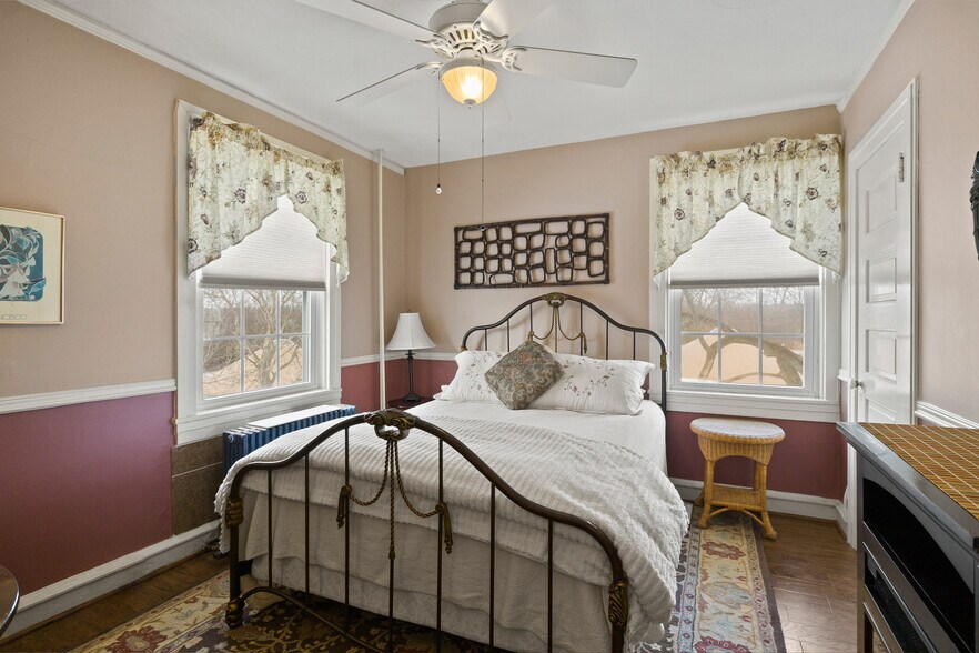 More Photos Of 563 Yale Farm Rd, Romulus Hospitality For Sale