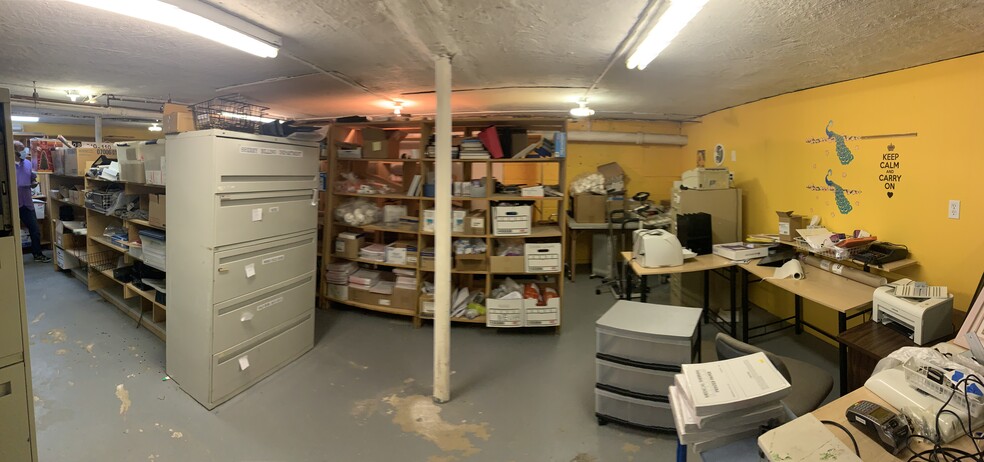 More Photos Of 211-20 Union Tpke, Oakland Gardens Medical For Sale