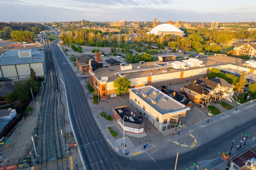 More Photos Of 1705 Macleod Trl SE, Calgary Freestanding For Sale