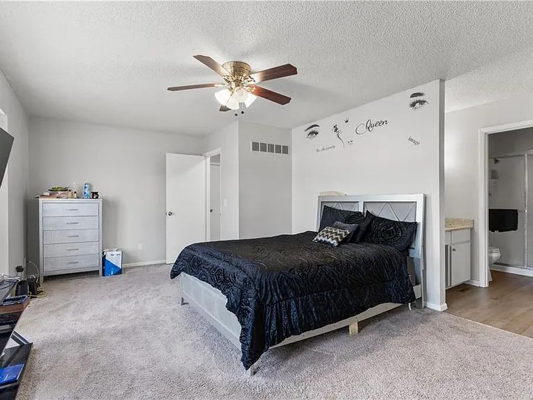 More Photos Of 8627 Countryshire Ln, Kansas City Apartments For Sale