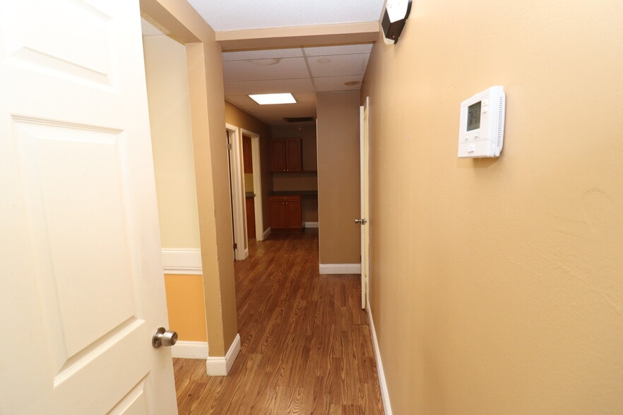 More Photos Of 6731-6755 Sunset Strip, Sunrise Unknown For Lease