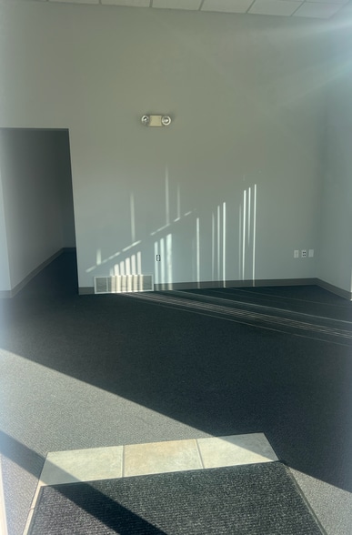 More Photos Of 4158 Nike Dr, West Jordan Light Manufacturing For Lease