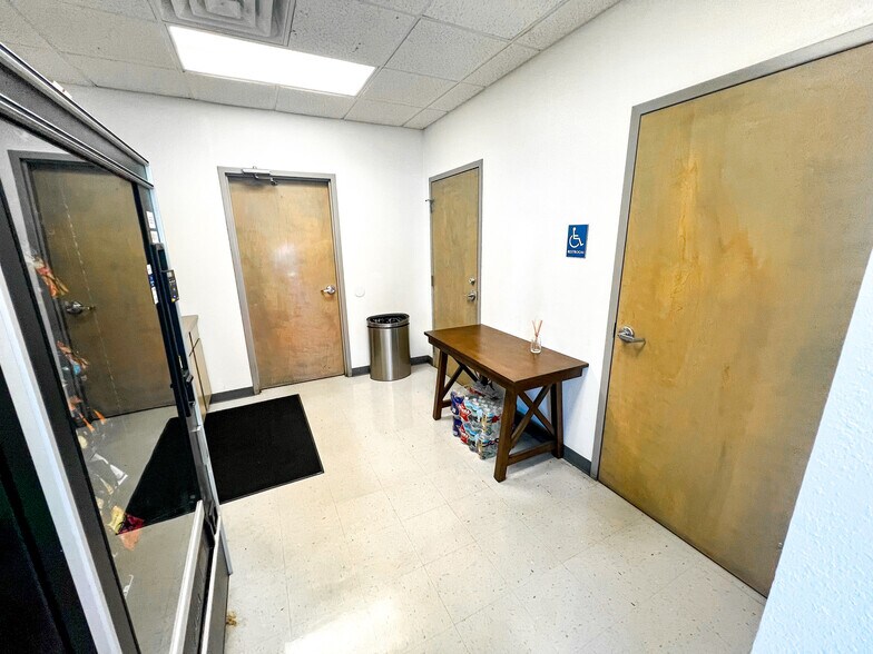 More Photos Of 3205 W Wall St, Midland Auto Dealership For Sale