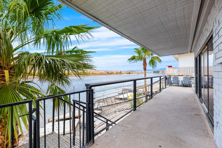 More Photos Of 1837 Riverside Dr, Bullhead City Specialty For Sale