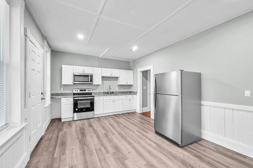 More Photos Of 76-96 Maple St, Florence Apartments For Sale