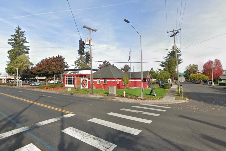 More Photos Of 400 E 37th St, Vancouver Restaurant For Sale