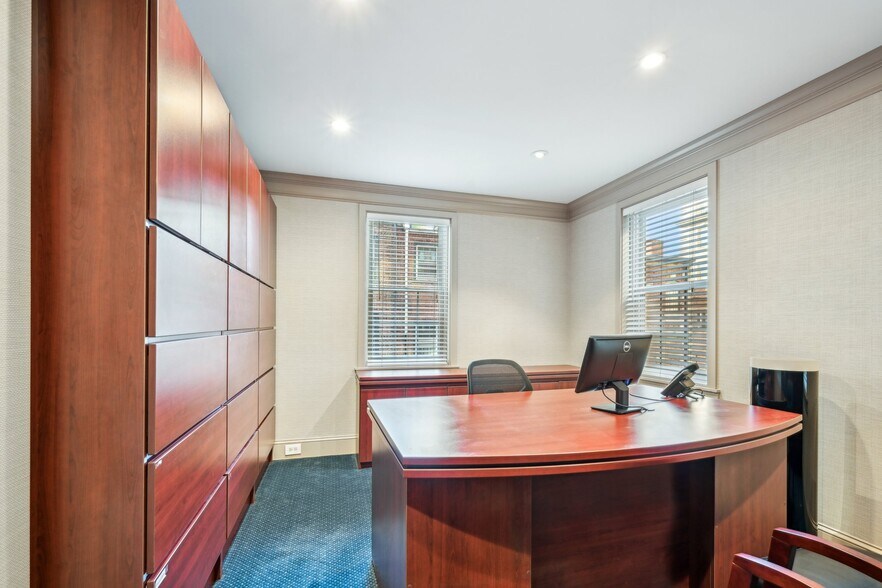 More Photos Of 1710-1712 Locust St, Philadelphia Office Residential For Sale