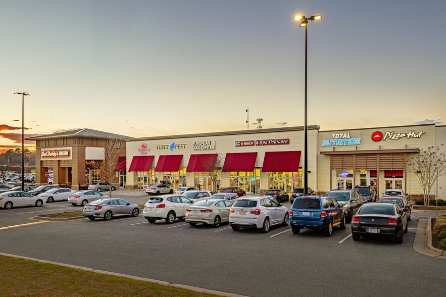 More Photos Of 703-713 Greenville Blvd SE, Greenville Freestanding For Lease
