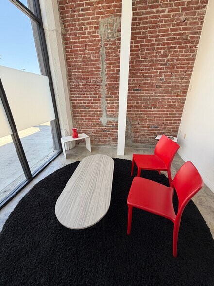 More Photos Of 120 E 3rd St, Long Beach Loft Creative Space For Sale