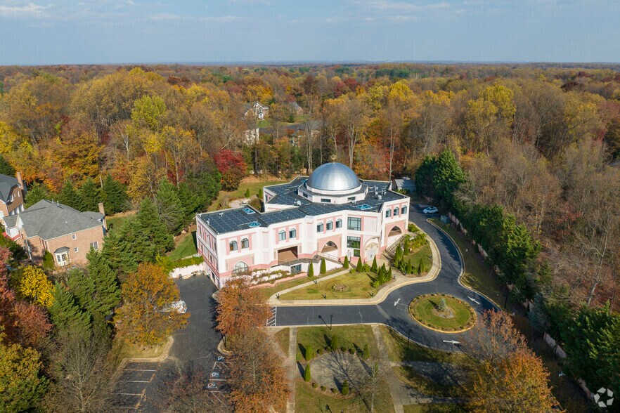 More Photos Of 11326 Leesburg Pike, Herndon Religious Facility For Sale