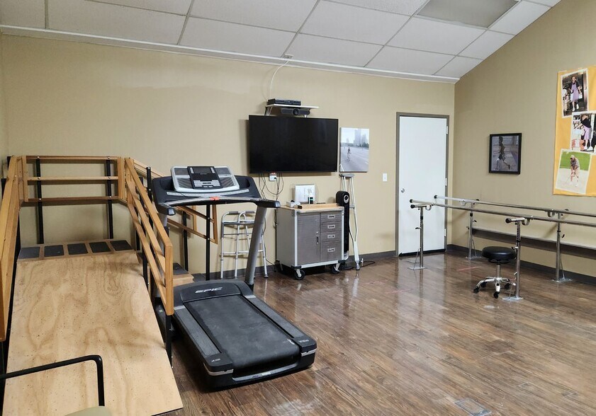 More Photos Of 810 Lipscomb St, Fort Worth Medical For Lease