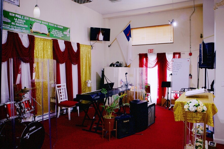 More Photos Of 63-75 Hancock St, Everett Apartments For Sale