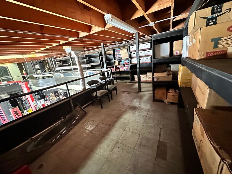 More Photos Of 705 W Commonwealth Ave, Fullerton Auto Repair For Lease