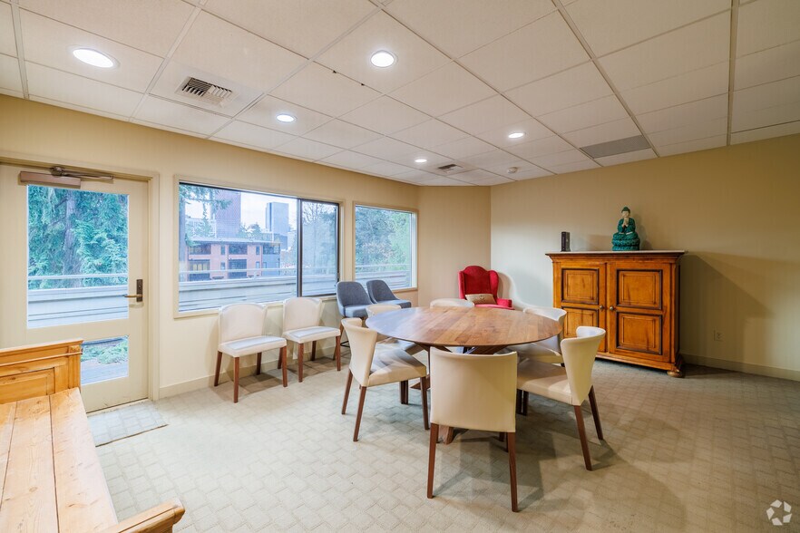 More Photos Of 1416 112th Ave NE, Bellevue Office For Lease