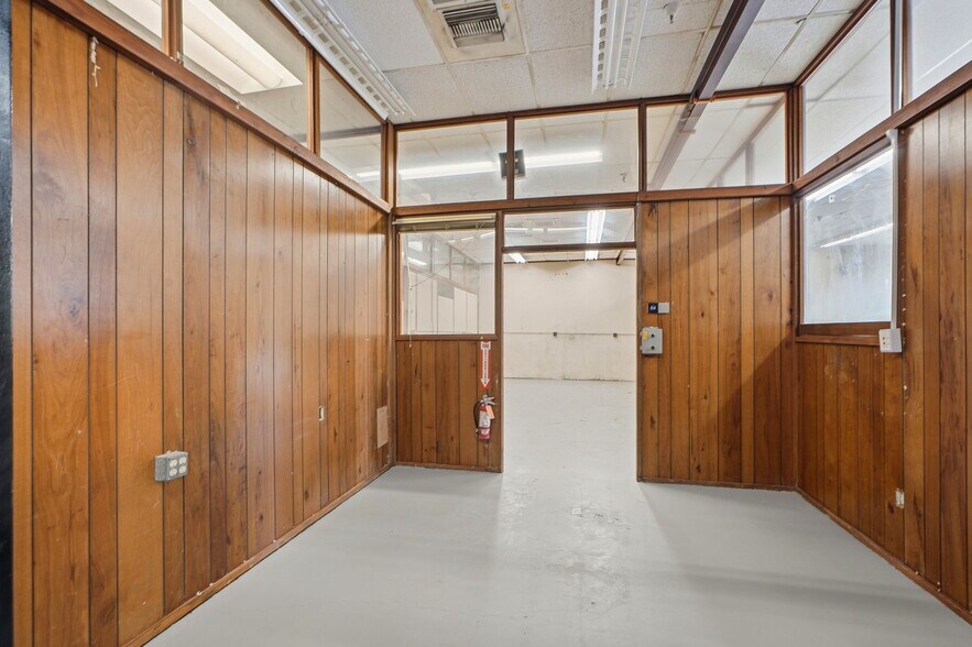 More Photos Of 1420 Healdsburg Ave, Healdsburg Flex For Sale