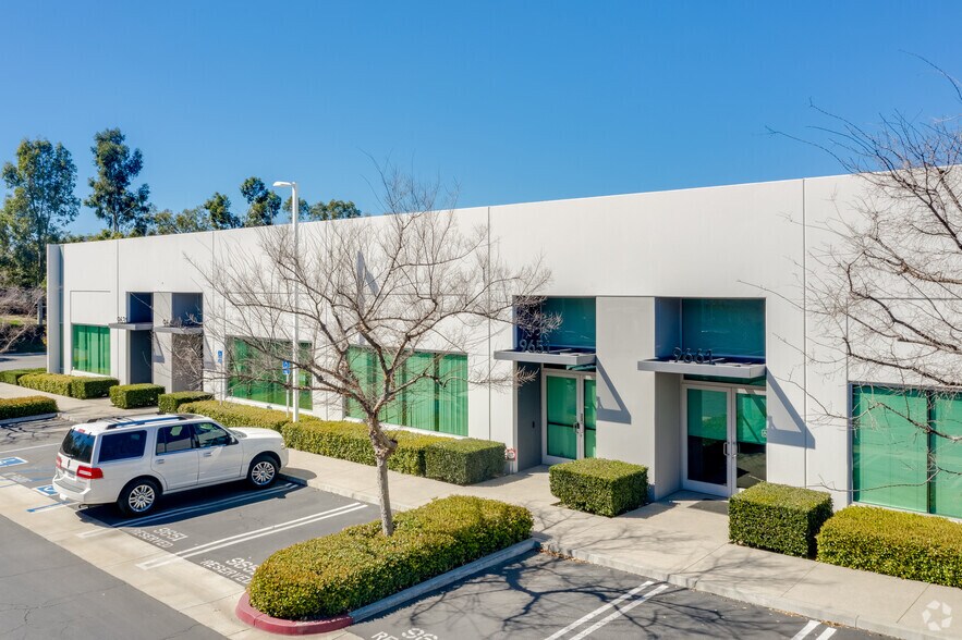 More Photos Of 9661 Irvine Center Dr, Irvine Loft Creative Space For Lease