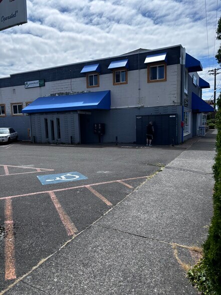 More Photos Of 1712 6th Ave, Tacoma Office Residential For Lease